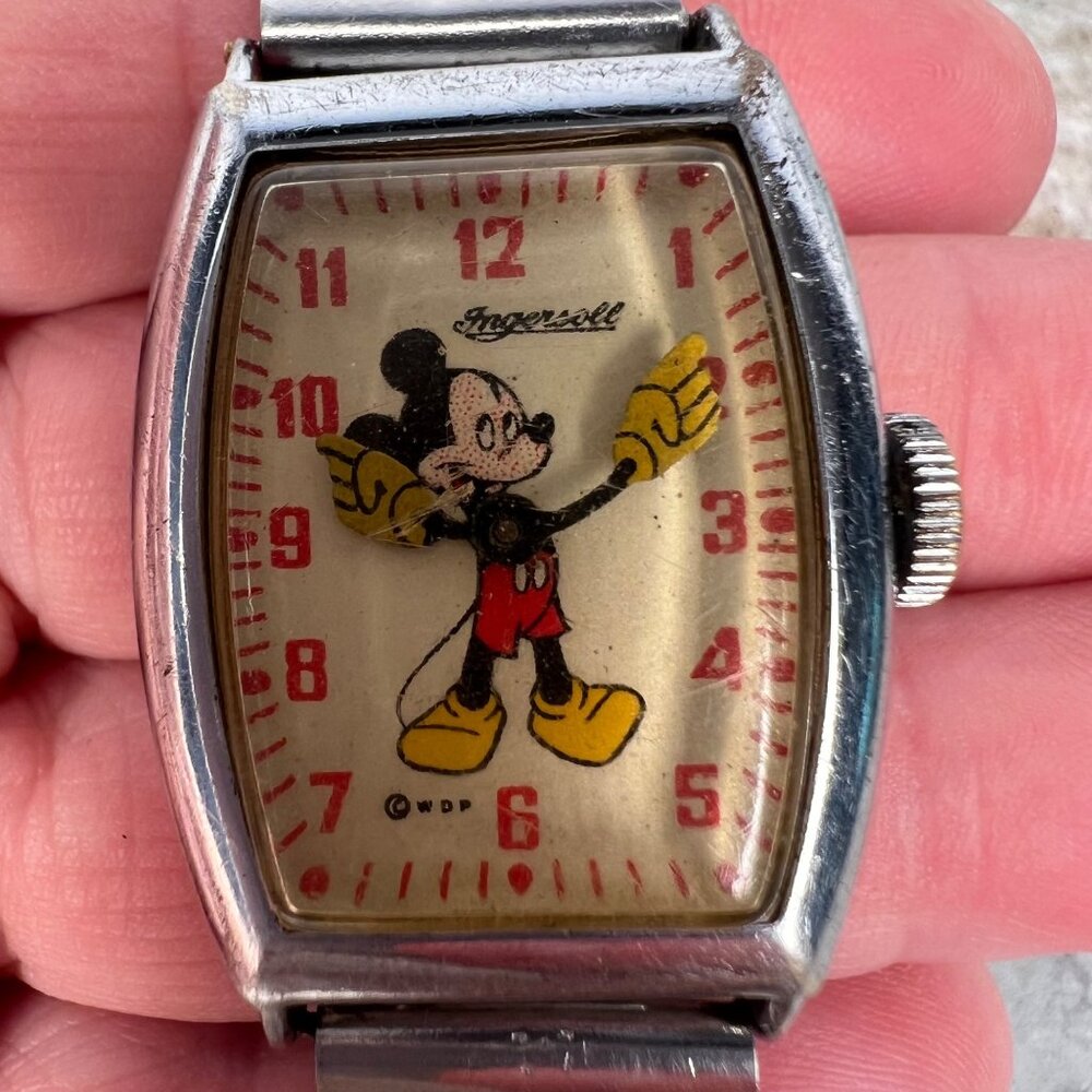 Vintage Mickey Mouse Wristwatch Silver Tone Ingersoll Circa 1940’s Does not Run - Picture 2 of 10